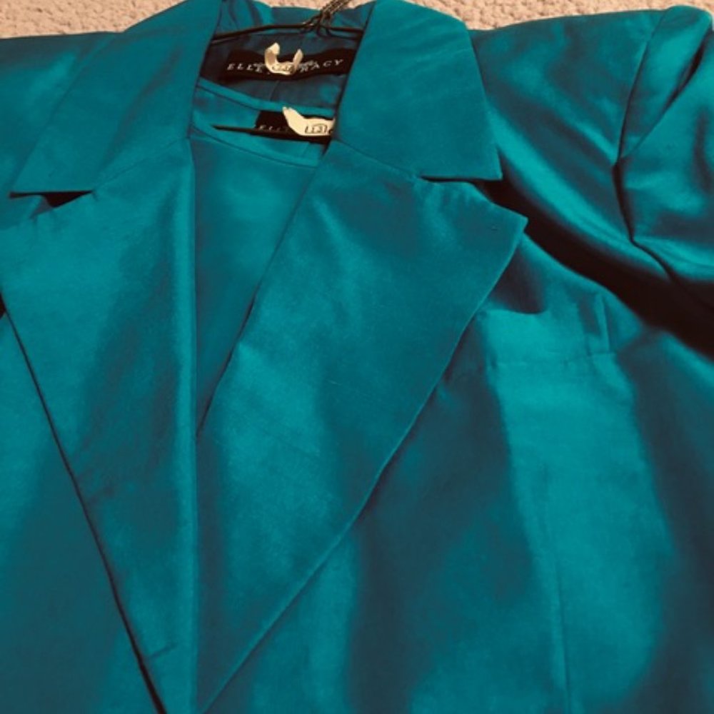 Vintage 2-Piece Jacket and blouse Set  Size 12  100% Silk - Picture 3 of 15